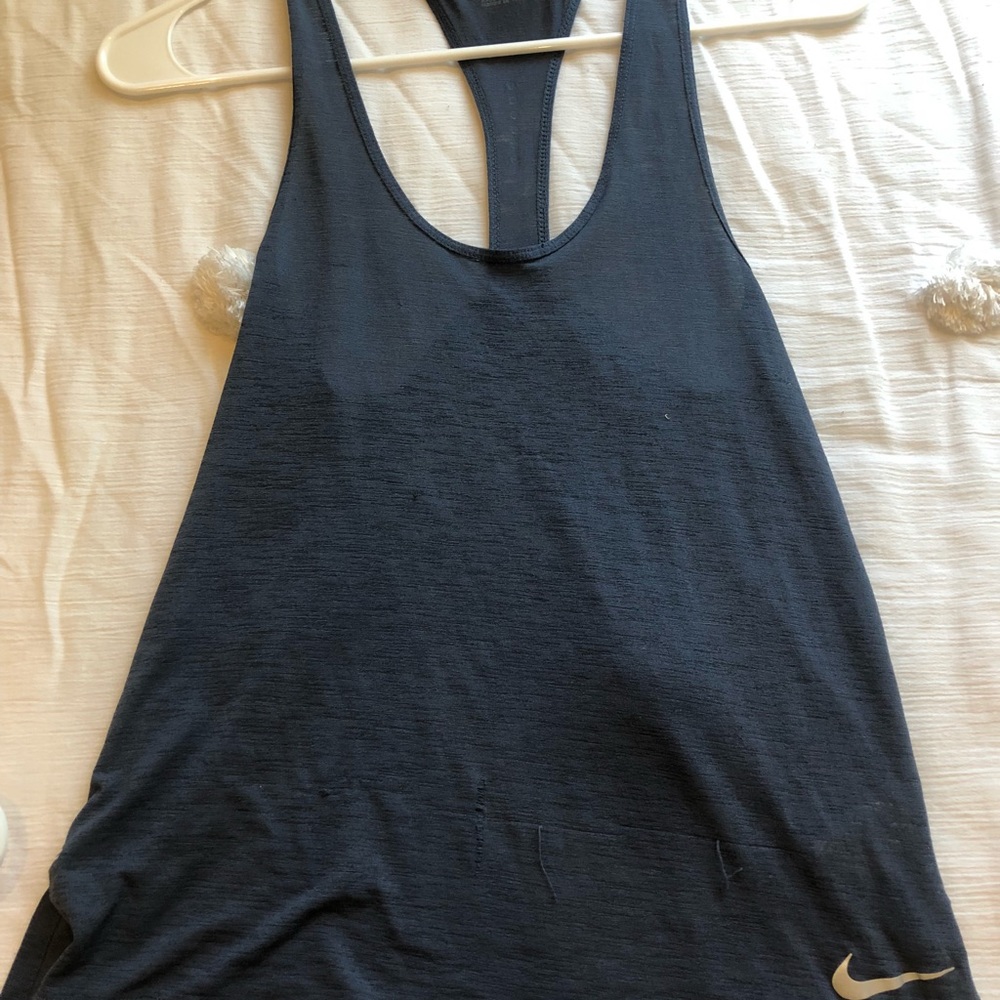 nike dri-fit workout tank top